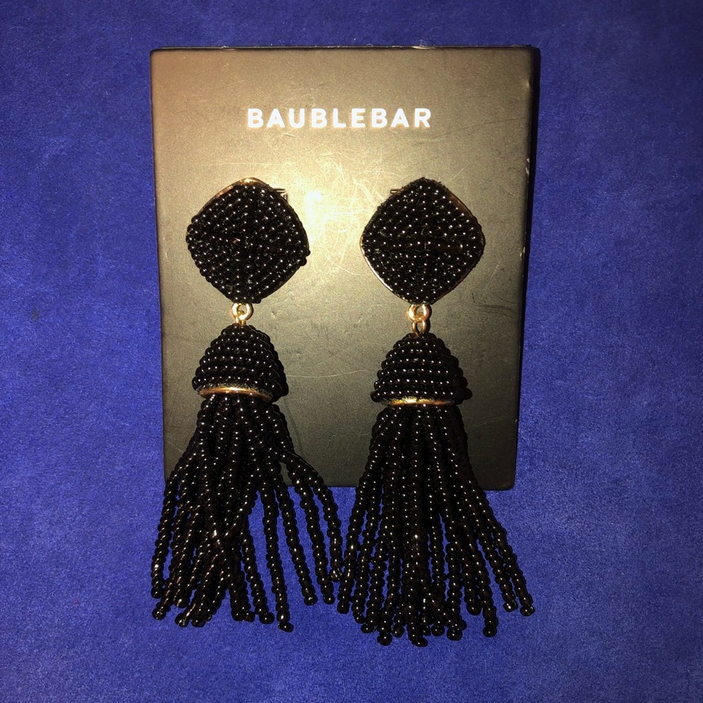 ✨2/$20✨ Rubina Black Earrings
